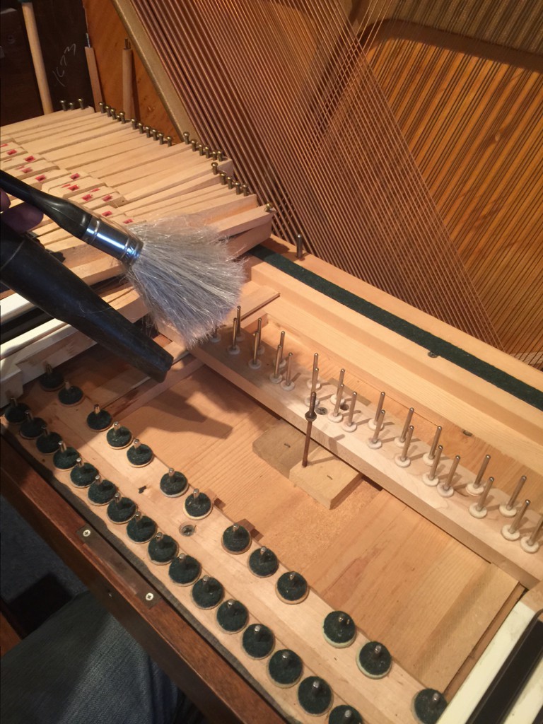 piano cleaning