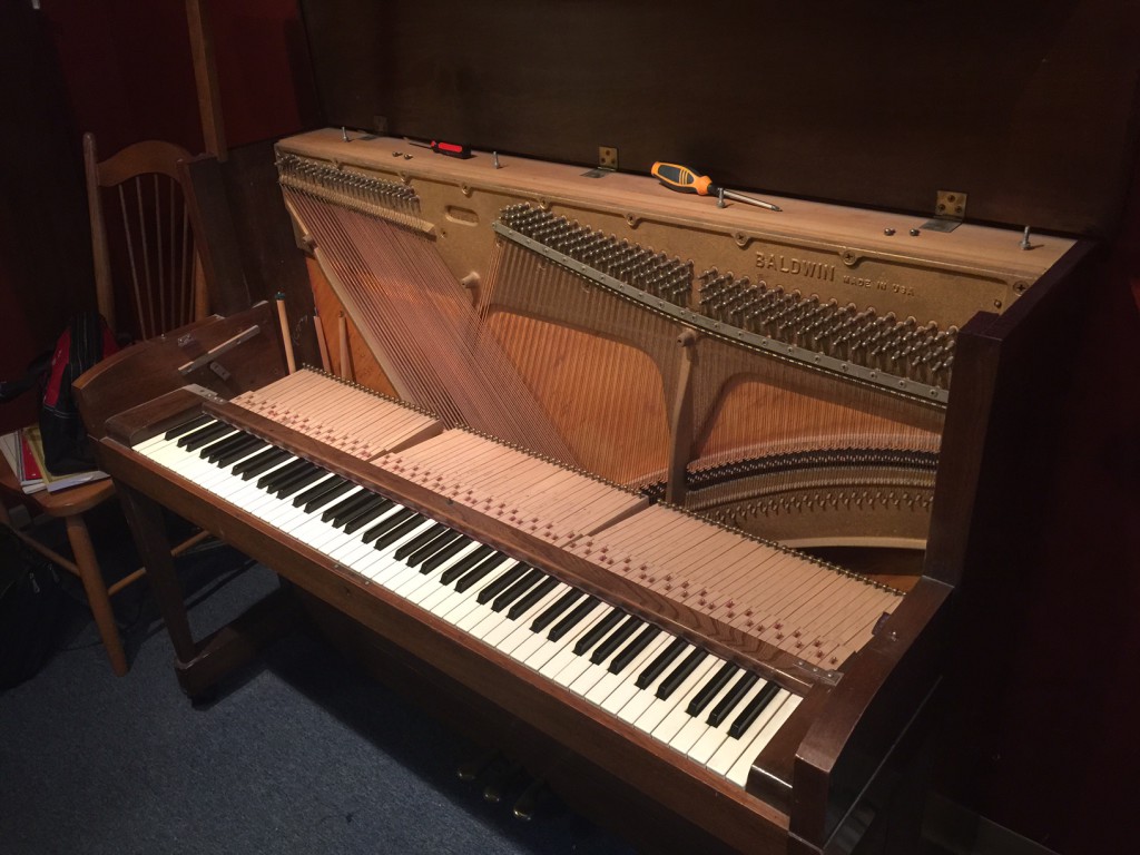 upright piano cleaning